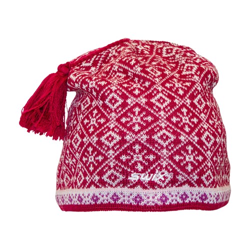 A red knit hat.